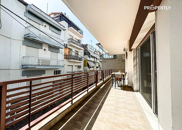 Seaside Luxury Apartment